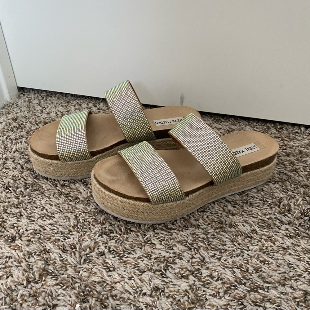 Steve Madden bedazzled platform sandals in size 8